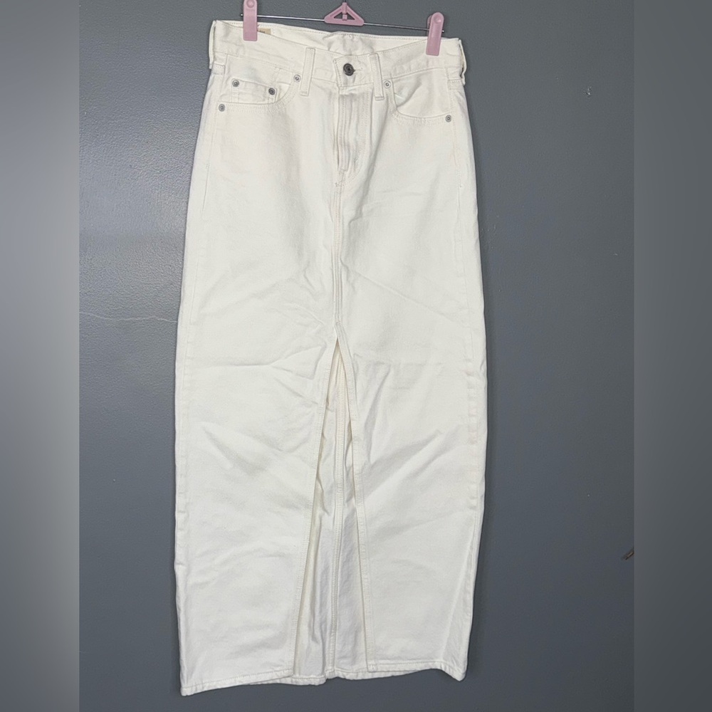 Levi’s Column Skirt in Cream Denim NWOT - Picture 3 of 5